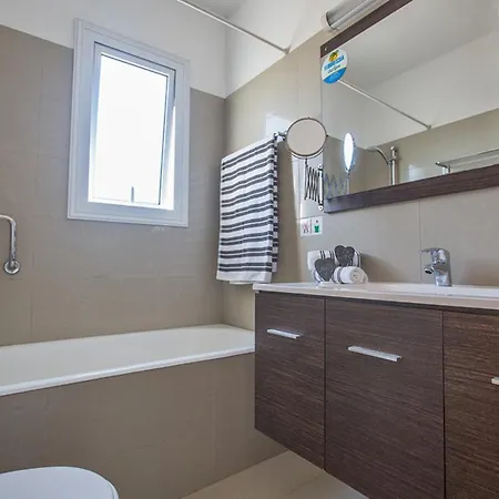 5 Star Private Villa, Protaras, 1234